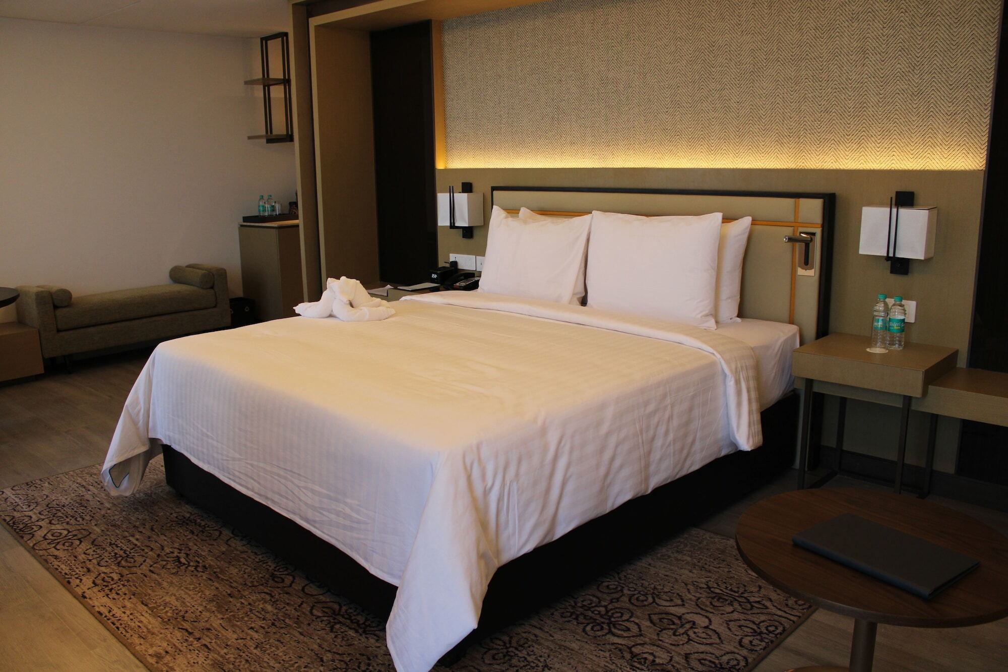 Courtyard By Marriott Siliguri Hotel Exterior photo